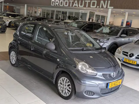 Toyota Aygo 1.0-12V Now Airco, Stuurbekrachtiging
