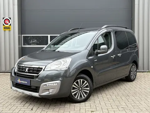 Peugeot Partner Tepee 1.2 PureTech Style | Navi | Carplay | PDC | Trekhaak | Cruise Control | Airco 