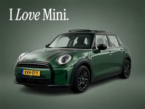 MINI 5-deurs 1.5 Cooper Camden /Panodak/Leder/Carplay/Cruise control