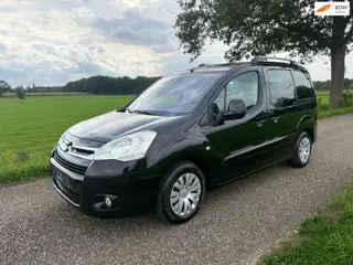 Citroen Berlingo 1.6 VTi 120 Multispace PANO / CRUISECONTROL /TREKHAAK / PARKEERSENSOREN / NIEUWE AP