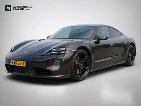 Porsche Taycan Turbo S 93 kWh VOLL!! (Dealer OndH, Carbon Pakket, Passagier Display, Bose, StoelVent