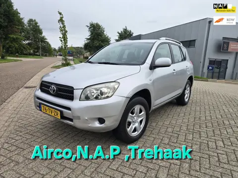 Toyota RAV4 2.0 VVTi Linea Terra Airco,Trehaak