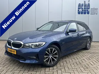 BMW 3 Serie Touring 320e 204 pk Business Edition Plus Trekhaak Panoramadak Life Cockpit Prof Sportst