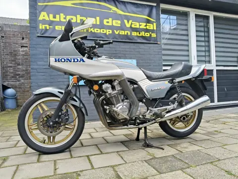 Honda Tour CB 900 F bol d or" 82 zgan