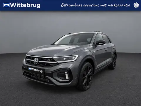 Volkswagen T-Roc 1.5 TSI 150pk R-Line Black Style DSG Automaat Panoramadak / App-connect / 19"LM vel