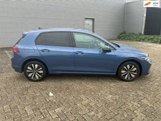 Volkswagen GOLF 1.5 TSI met wegklapbare trekhaak