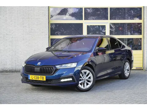 Škoda Octavia 1.0 e-TSI Automaat! 5drs Sport Business BJ2021 Lmv 17" | Led V+A | Dynamische knipperl