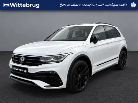 Volkswagen Tiguan 1.4 TSI 245pk DSG eHybrid R-Line Business / Panorama dak / Black style / IQ-Led / 
