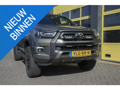 Toyota HiLux 2.8 D-4D Xtra Cab Invincible