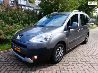 Peugeot Partner Tepee 1.6 XR 98pk Airco Navi PDC Ruimte Historie