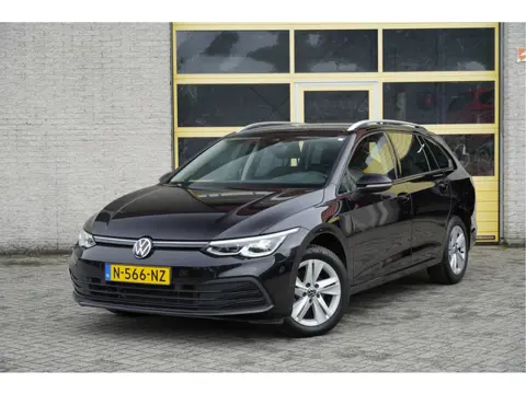 Volkswagen Golf Variant 1.5 TSI 131PK! Life Business BJ2021 Lmv 16" | Led V+A | Pdc | App-Connect | 