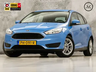 Ford Focus 1.0 Sport (NAVIGATIE, LM VELGEN, PARKEERSENSOREN, TREKHAAK, SPORTSTOELEN, CRUISE, NIEUWST