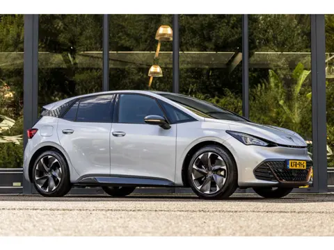 CUPRA Born Essential Limited 63 kWh SOH 99.81% (bj 2026)