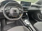 Foto 22 van Peugeot 2008 1.2 Hybrid 136 Style | Cruise control | Climate control | Apple Carplay | Android Auto
