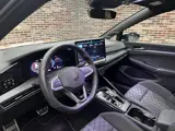 Foto 24 van Volkswagen Golf 1.5 eTSI R-Line Edition Pano|Head up