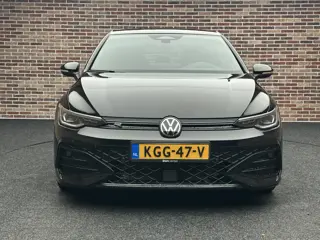 Foto 16 van Volkswagen Golf 1.5 eTSI R-Line Edition Pano|Head up