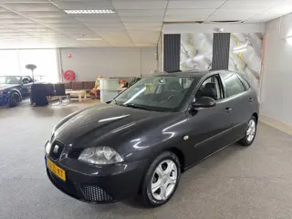 Seat Ibiza 1.4-16V Apk Nieuw,Airco,Cruise,N.A.P,5Deurs,E-Ramen,Lm velgen,2 sleutels+boekjes,Topstaat