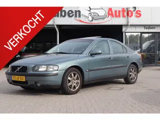 Volvo S60 2.4 Edition | Nieuwe APK | Automaat | Schuif/kantel dak | 2002