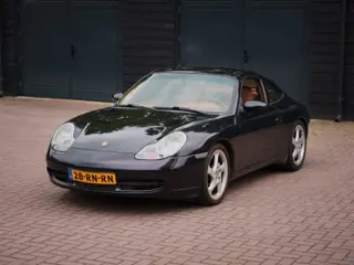 PORSCHE 996  Coupe - Millennium Edition - Violet Chromaflair - Manual! 