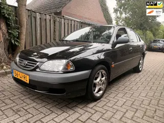 Toyota Avensis 1.8-16V Linea Terra - 1e eigenaar - airco - nieuwe apk tot 09-2027