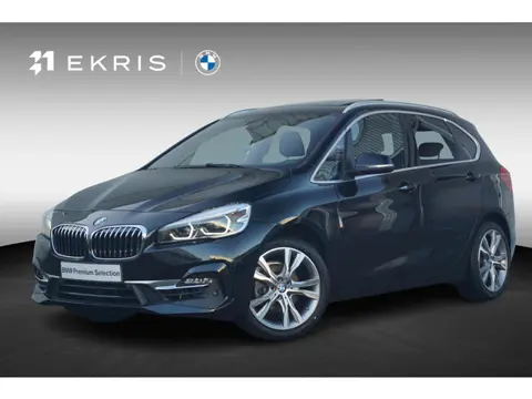 BMW 2 Serie Active Tourer 218i | Luxury Line | Panoramadak | Head-Up Display | Verwarmde voorstoelen