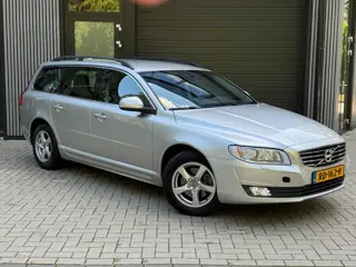 Volvo V70 2.0 D3 Classic Edition (bj 2016, automaat)