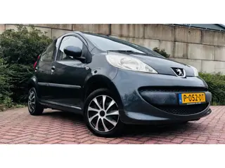 Peugeot 107 1.0-12V XR /RIJKLAAR/