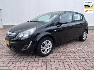 Opel Corsa 1.4-16V Design Edition 5 deurs*vol automaat*1e eigenaar* *airco*cruise controle*