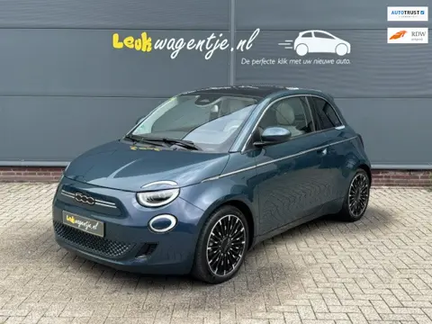 Fiat 500 e La Prima 42 kWh *leder *camera *stoelverw. *17"