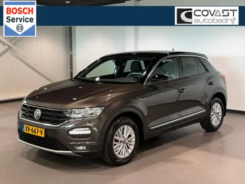 Volkswagen T-Roc 1.5 TSI Style DigitalCockpit|Camera|Navigatie|Carplay|BeatsAudio