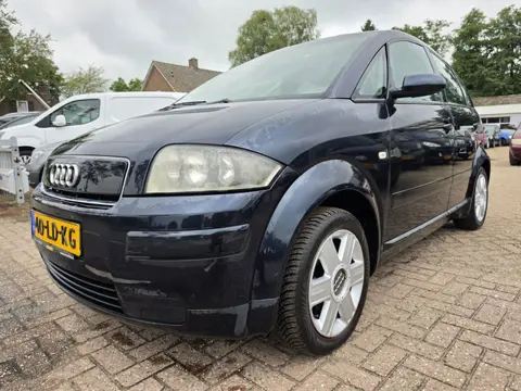 Audi A2 1.4 ( A.P.K. tot MEI 2027 !!)