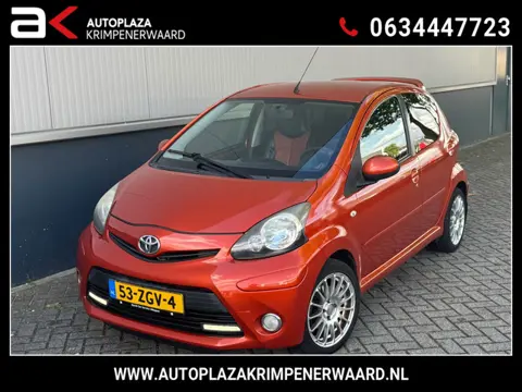 Toyota Aygo 1.0 VVT-i Dynamic Orange sportieve Leer Stoelverwarming