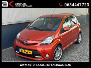 Toyota Aygo 1.0 VVT-i Dynamic Orange sportieve Leer Stoelverwarming