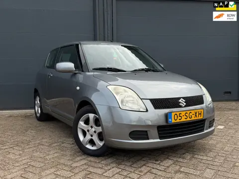 Suzuki Swift 1.3 | 3 Deurs | Dealer Onderhouden | Apk 01-2027 |