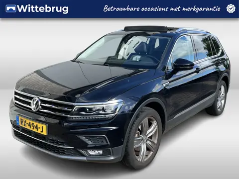 Volkswagen Tiguan Allspace 1.4 TSI Highline 7p. / AUTOMAAT/ PANO/ TREKHAAK/ 360 CAMERA/ LEDER/ MEMOR