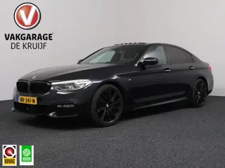BMW 5-serie 540i High Executive M-Pakket | Kleppensysteem | 360° Camera | ACC | Trekhaak!