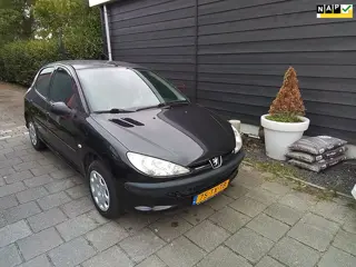 Peugeot 206 1.4 One-line Airco 5. drs Zeer Lux,s. NL auto