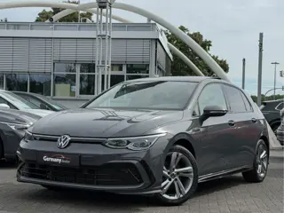 Volkswagen Golf 1.5 eTSI R-Line Sportpakket Pano R-Zetels IQ-Light H&K-Audio Tr.Haak