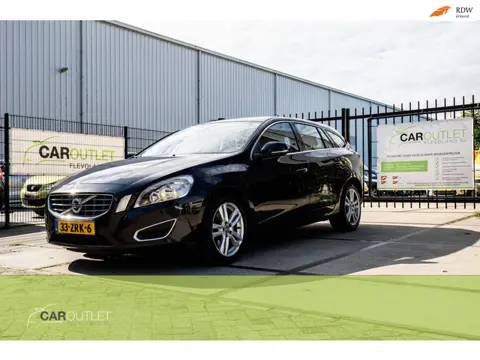 Volvo V60 1.6 T3 Momentum