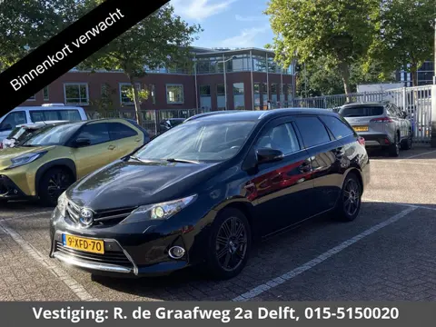 Toyota Auris Touring Sports 1.8 Hybrid Lease Leer | Stoelverwarming | Parkeersensoren | Navigatie | 