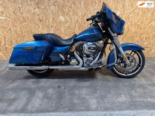 Harley Davidson Street glide 5hd Candy Bleu model 2014
