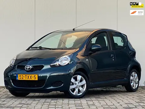 Toyota Aygo 1.0-12V Aspiration Green Navigator 5 DEURS AIRCO NAVIGATIE