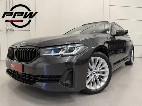 BMW 5 Serie Touring 530e xDrive High exe PANO/TREKHAAK/H&K/LASER/360CAMERA/SOH 88%/HEAD-UP/ACC/LEER-