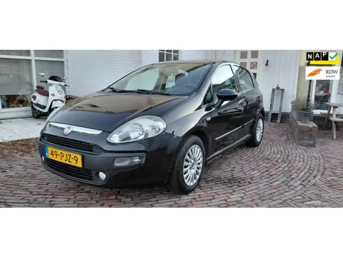 Fiat Punto Evo 1.3 M-Jet Dynamic Limited Edition 185000 km Prachtige auto met een top werkende Airco