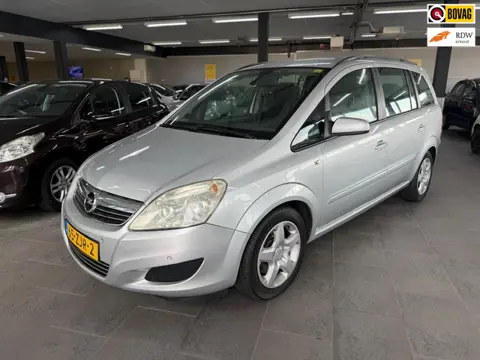 Opel Zafira 1.9 CDTi Cosmo 7-prs navigatie clima cruise controle parkeersensoren trekhaak