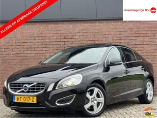 Volvo S60 2.0T SUMMUM | LEDER! | PANODAK! | XENON! | NAVI!
