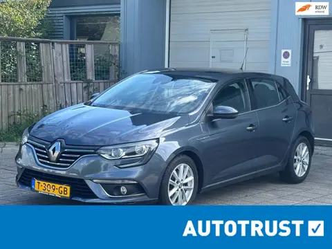 Renault Mégane 1.2 TCe Limited/Automaat/Terkhaak/nieuwe apk/navigatie