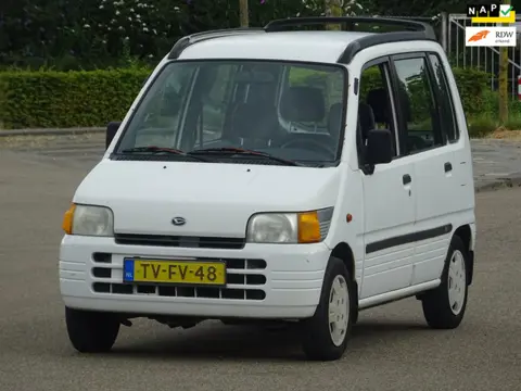 Daihatsu Move 850 X 83DKM VOL AUTOMAAT APK 01-07-2027