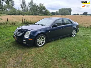 Cadillac STS 4.6 V8 Launch Edition