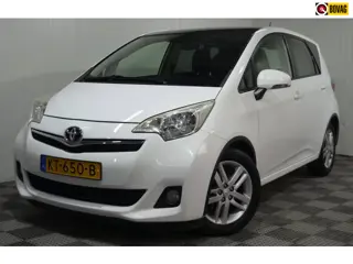 Toyota Verso-S 1.3 VVT-i Dynamic / Trekhaak / Pano. / Camera